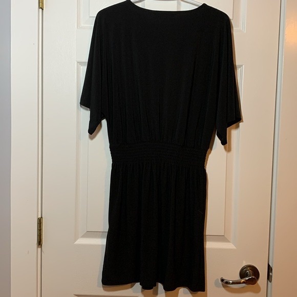 White House Black Market Dress Black Mini V
Neckline Elastic Waist Size Medium - Picture 5 of 9